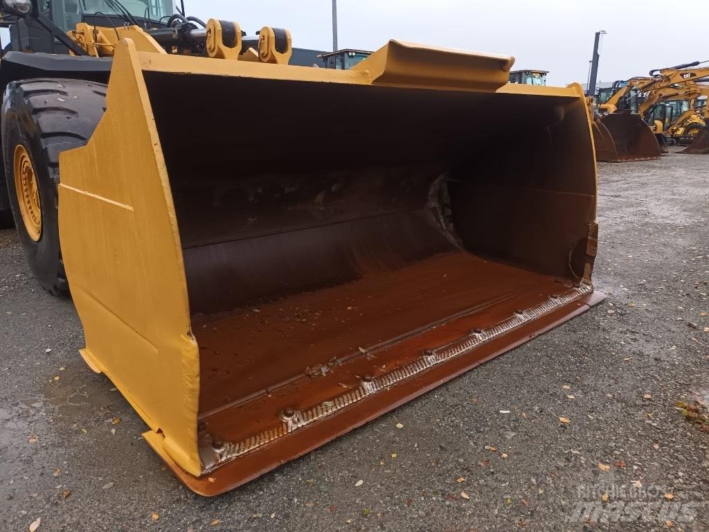 CAT 980 M Pyöräkuormaajat