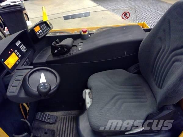 Jungheinrich ETV 214 Työntömastotrukit