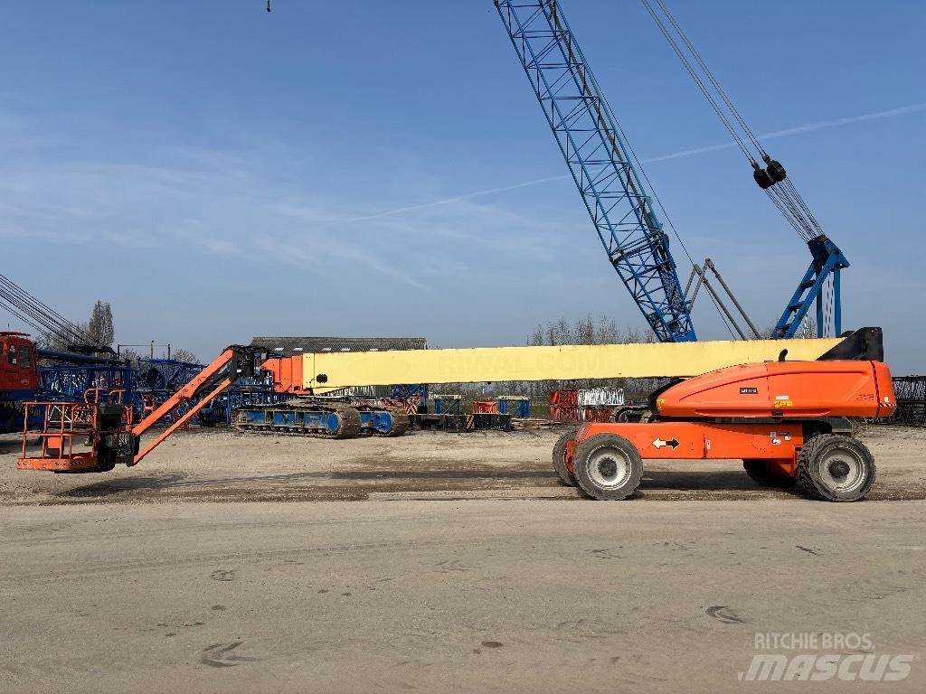 JLG 1350 SJP Teleskooppipuominostimet