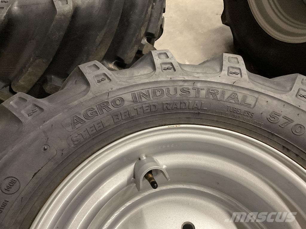 Alliance 425/55R-17 Renkaat ja vanteet