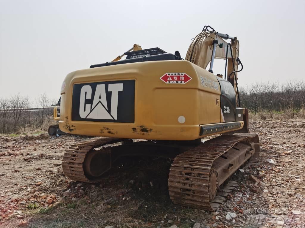 CAT 323 D L Telakaivukoneet