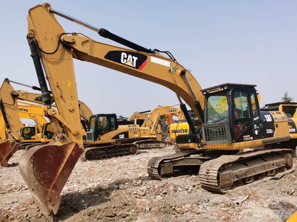 CAT 323 D L Telakaivukoneet