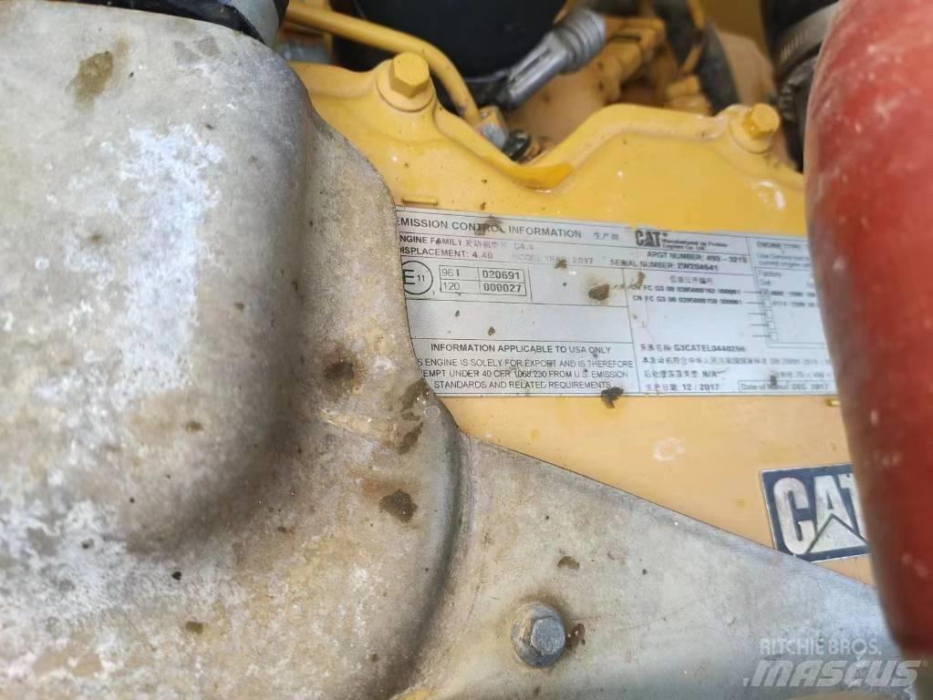 CAT 320GC Telakaivukoneet