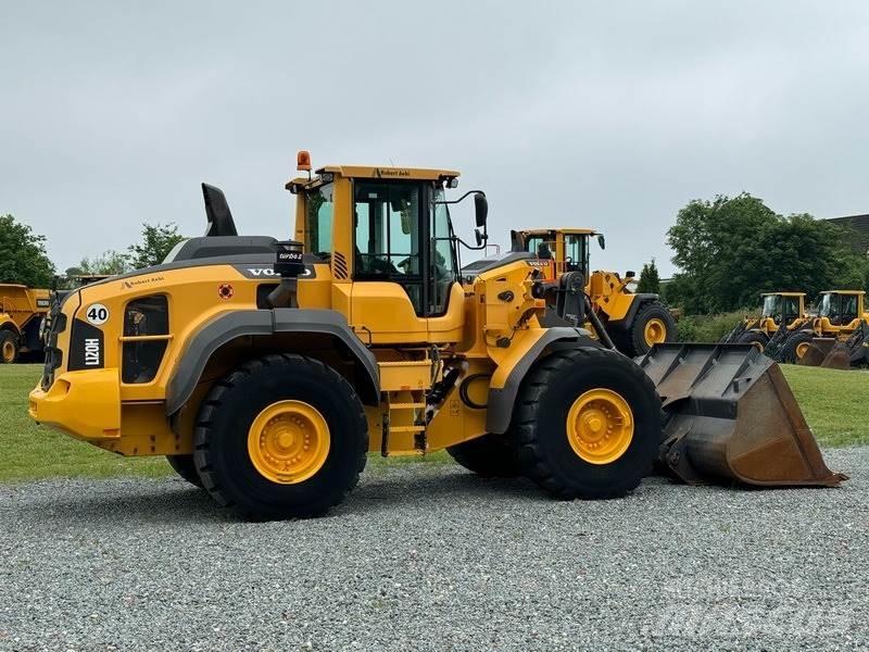 Volvo L 120 H Pyöräkuormaajat