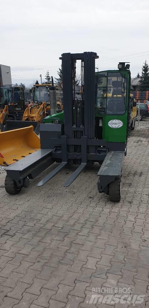 Combilift C 4500 Nelitietrukit