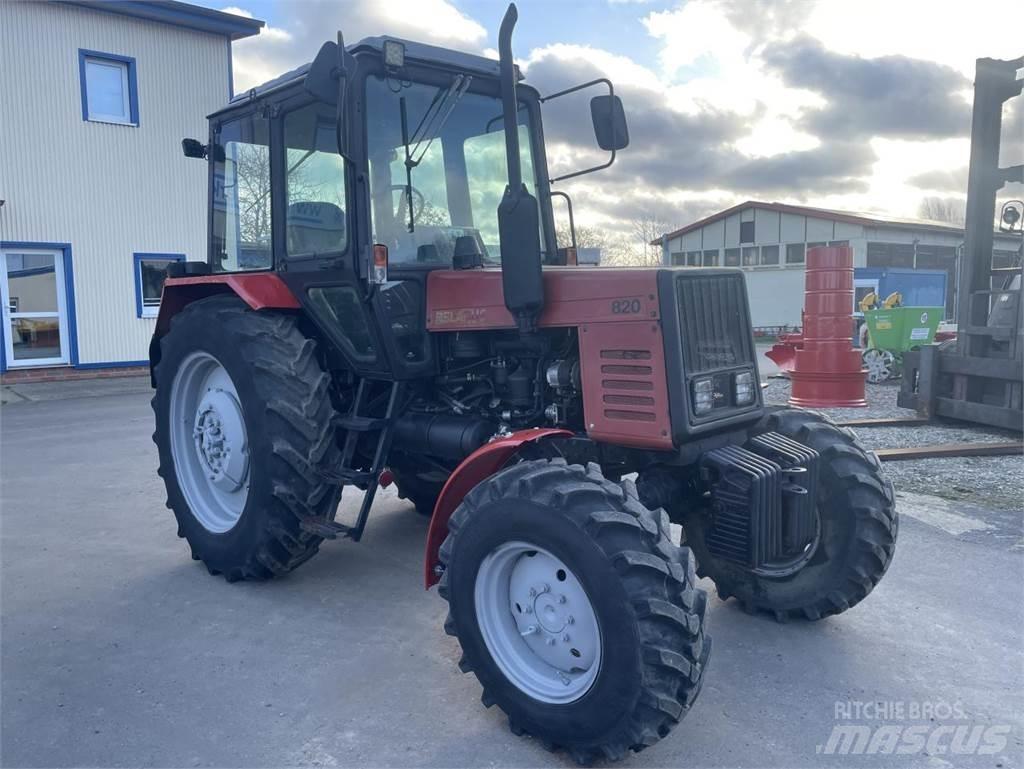 Belarus MTS 820 Traktorit