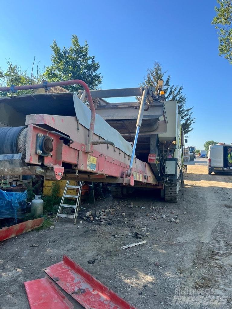 Sandvik QJ 241 Mobiilimurskaimet