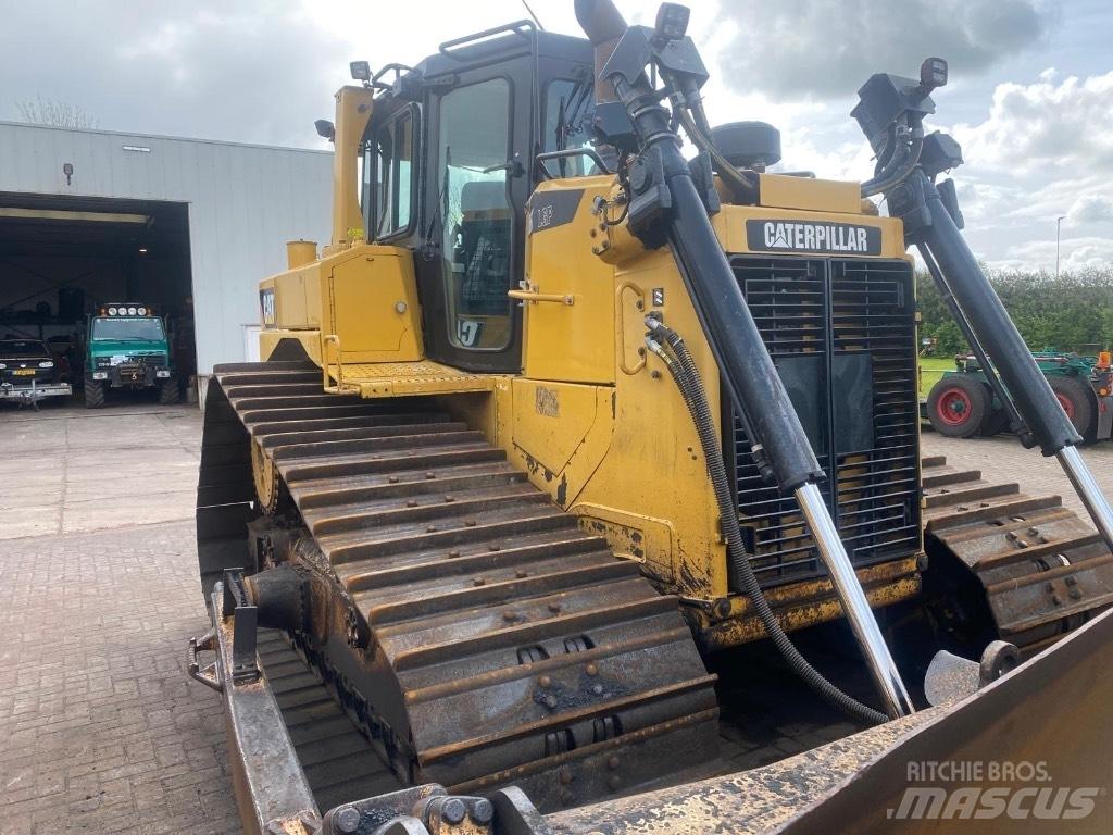 CAT D 6 T LGP Telaketjupuskutraktorit