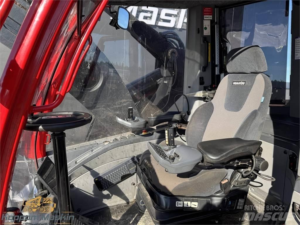 Komatsu 951 Harvesterit