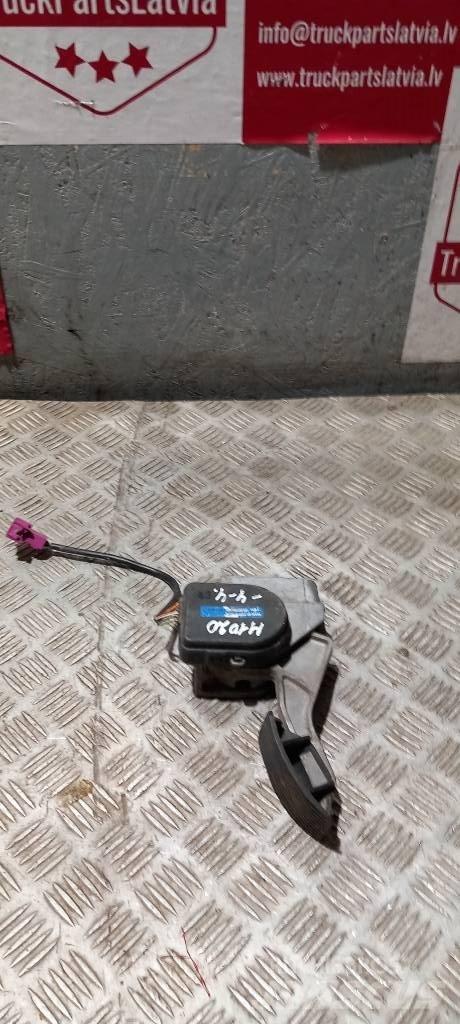 MAN TGA    81259706094 Ohjaamot ja sisustat