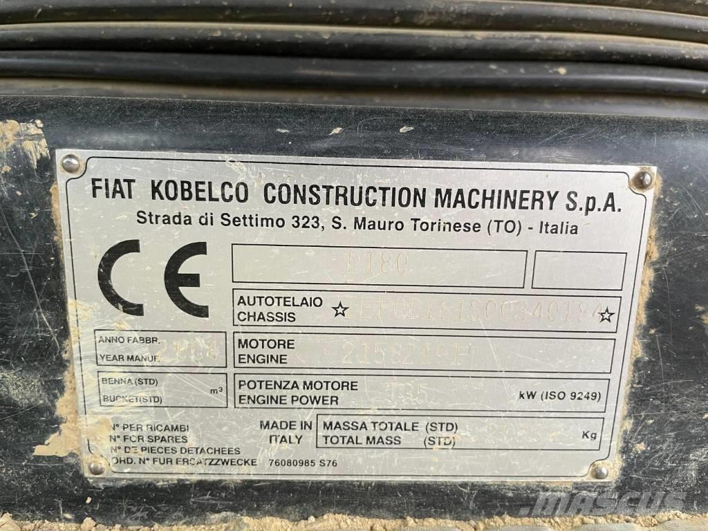 New Holland D180 Telaketjupuskutraktorit
