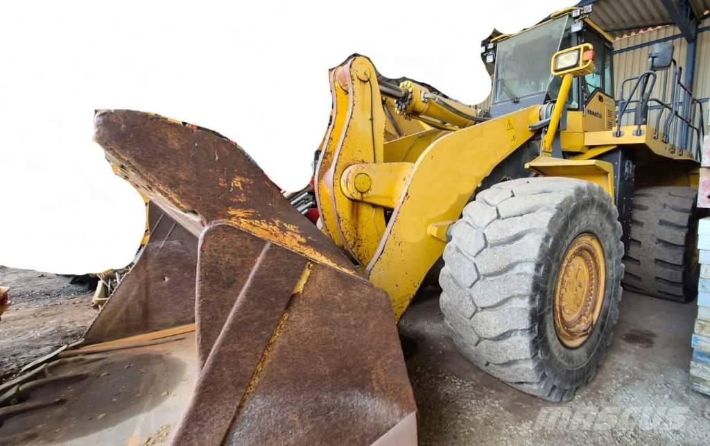 Komatsu WA 600-6 Pyöräkuormaajat