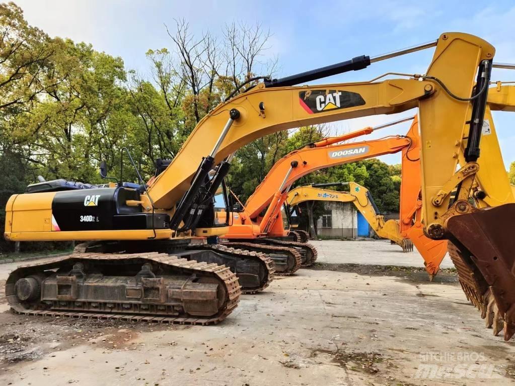 CAT 349 D2 Telakaivukoneet