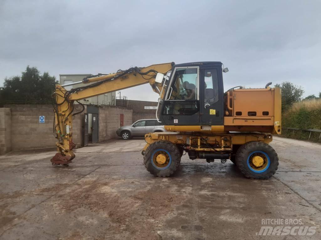 CASE WX 170 Pyöräkaivukoneet