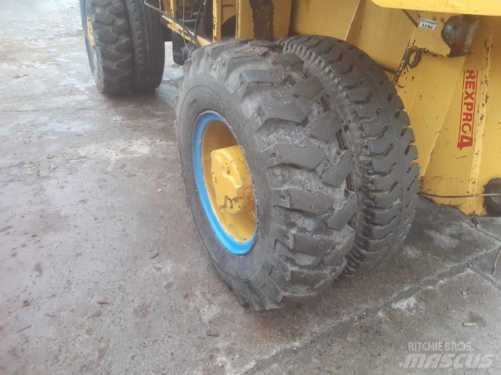 CASE WX 170 Pyöräkaivukoneet