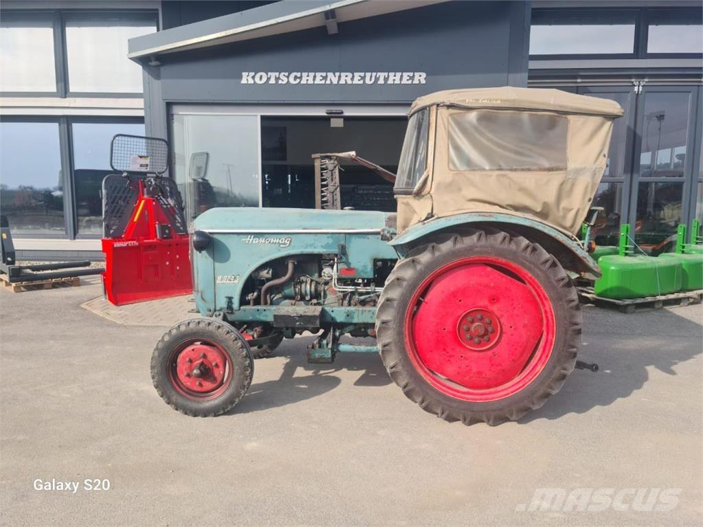 Hanomag R 324 SA Traktorit