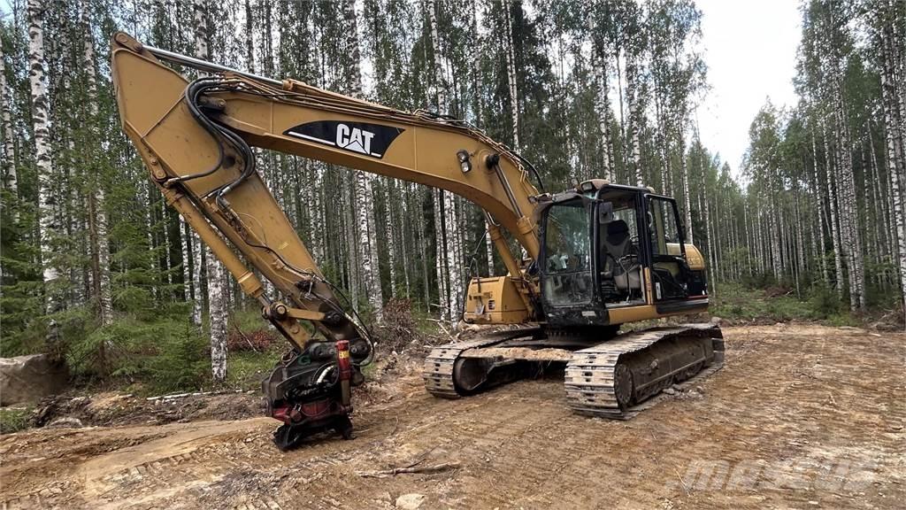 CAT 320C Telakaivukoneet