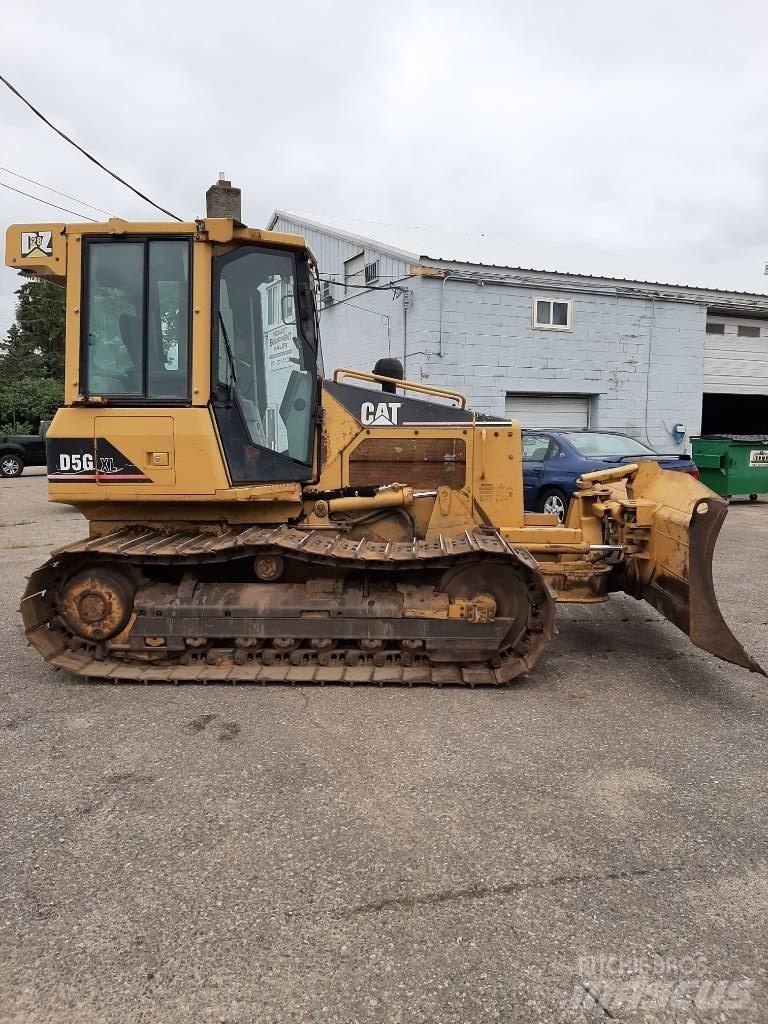 CAT D5GLGP Telaketjupuskutraktorit