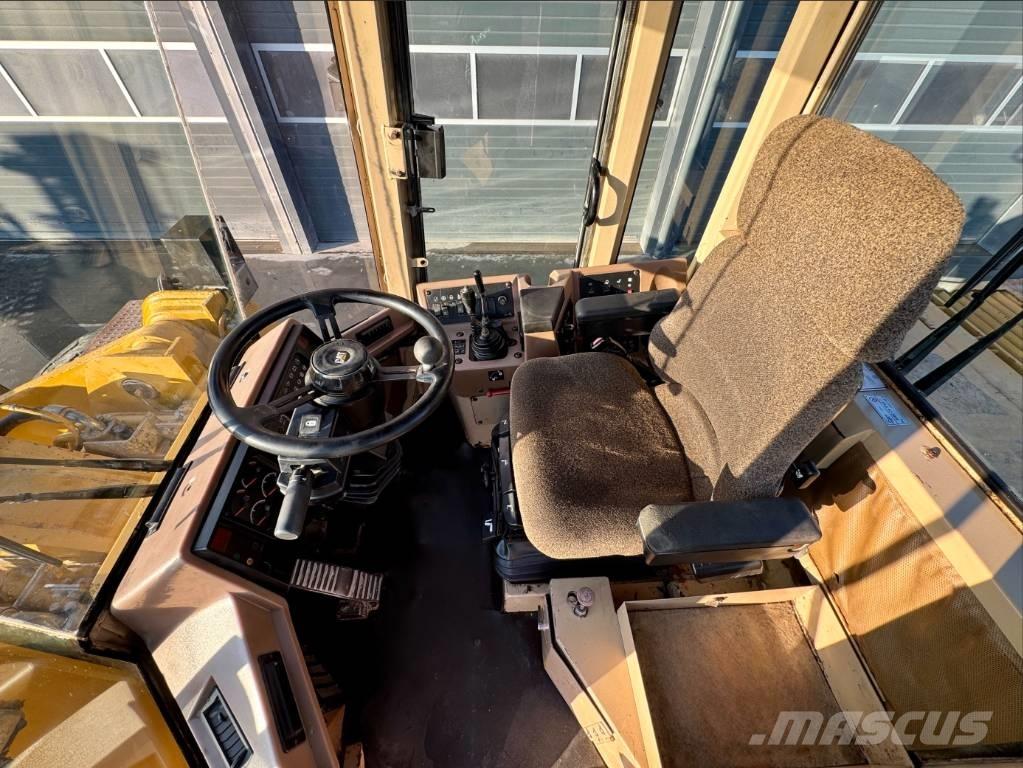 CAT 966 F II Pyöräkuormaajat
