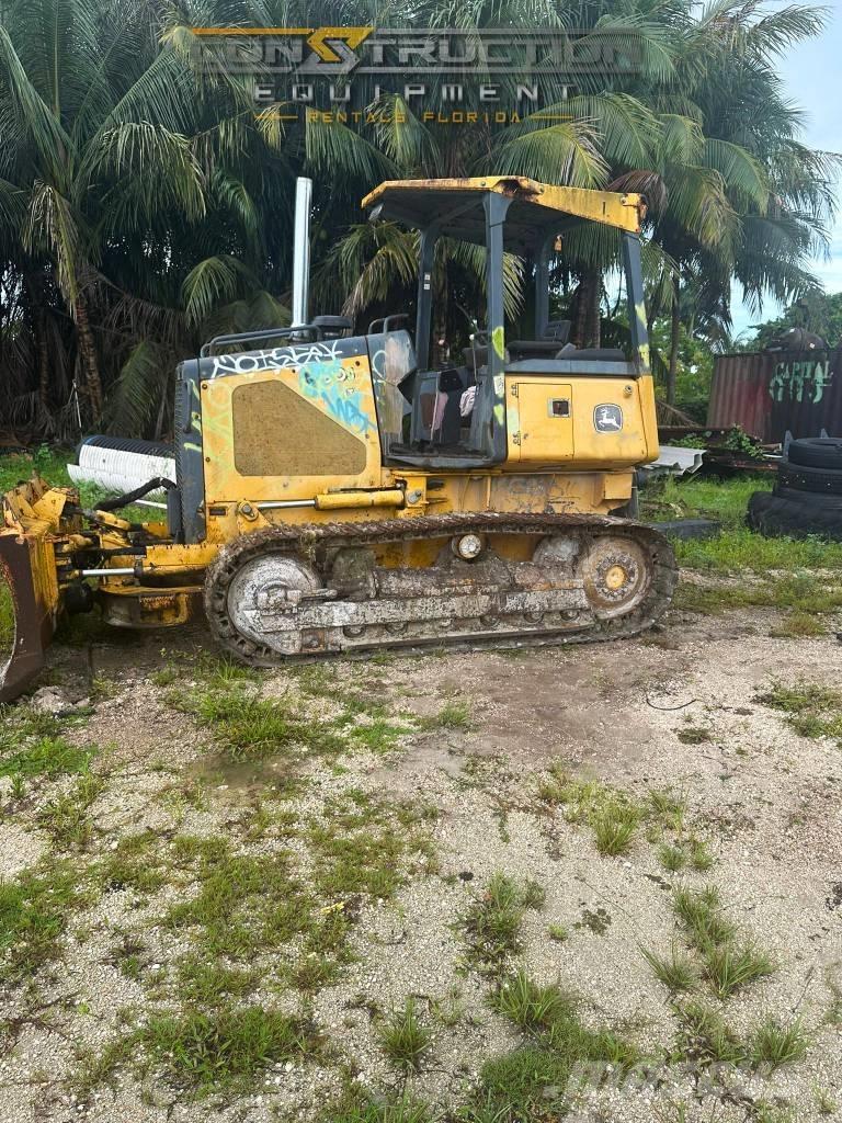 DEERE 450J LT Telaketjupuskutraktorit