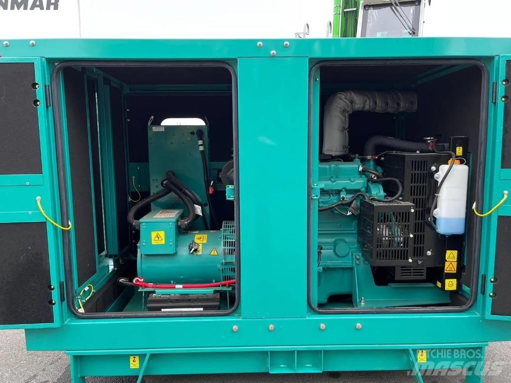 Cummins C33D5 (QES30) Dieselgeneraattorit