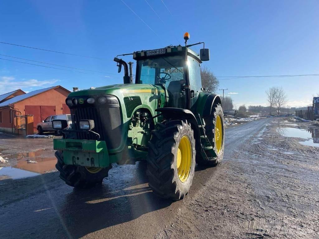 John Deere 8320 Traktorit