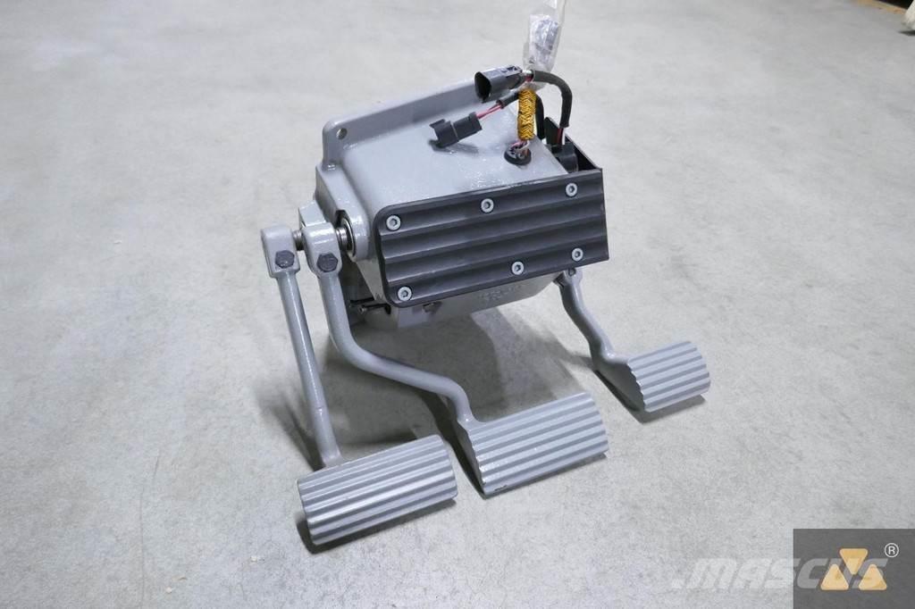 CAT 222-6026 Muut