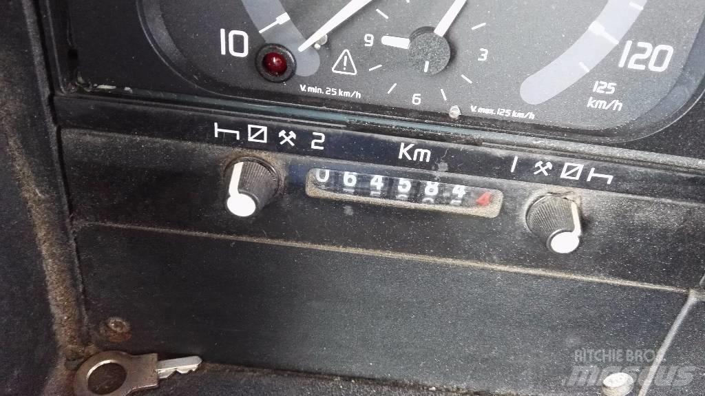 Renault MAGNUM Vetopöytäautot