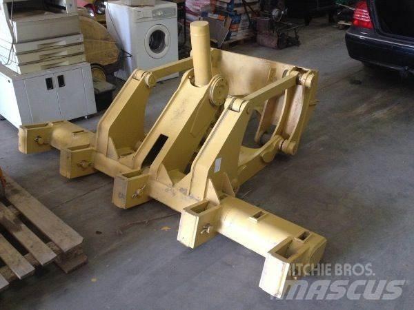 CAT 140H/160H Ripper Muut koneet