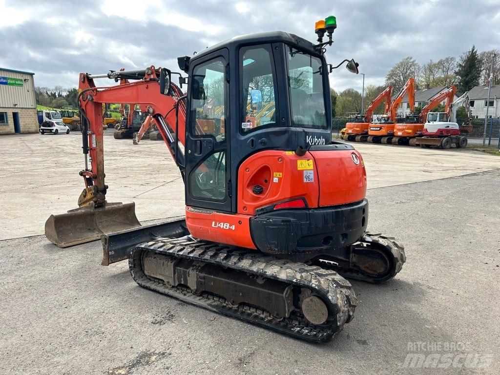 Kubota U48-4 Minikaivukoneet < 7t