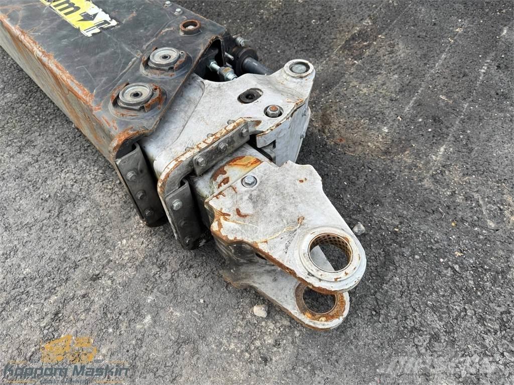 Komatsu 165F Kuormatraktorinosturit