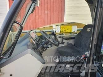 CAT TH306D Telehandlers for agriculture
