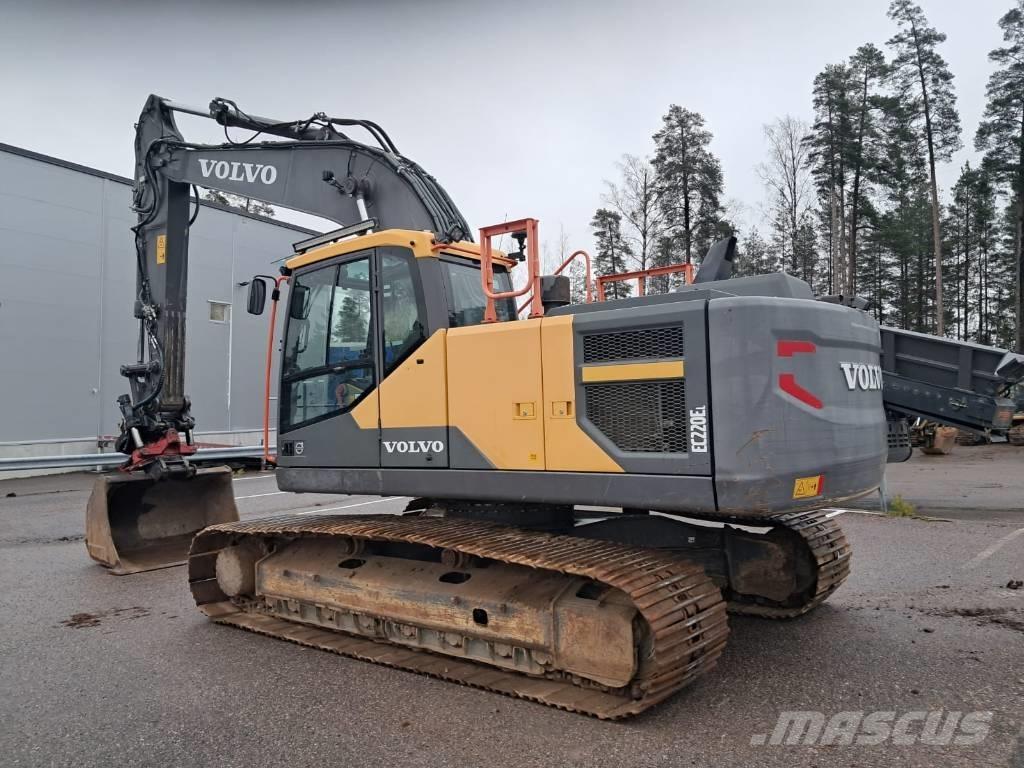 Volvo EC 220 EL Telakaivukoneet