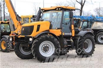 JCB Fastrac 3200 Traktorit