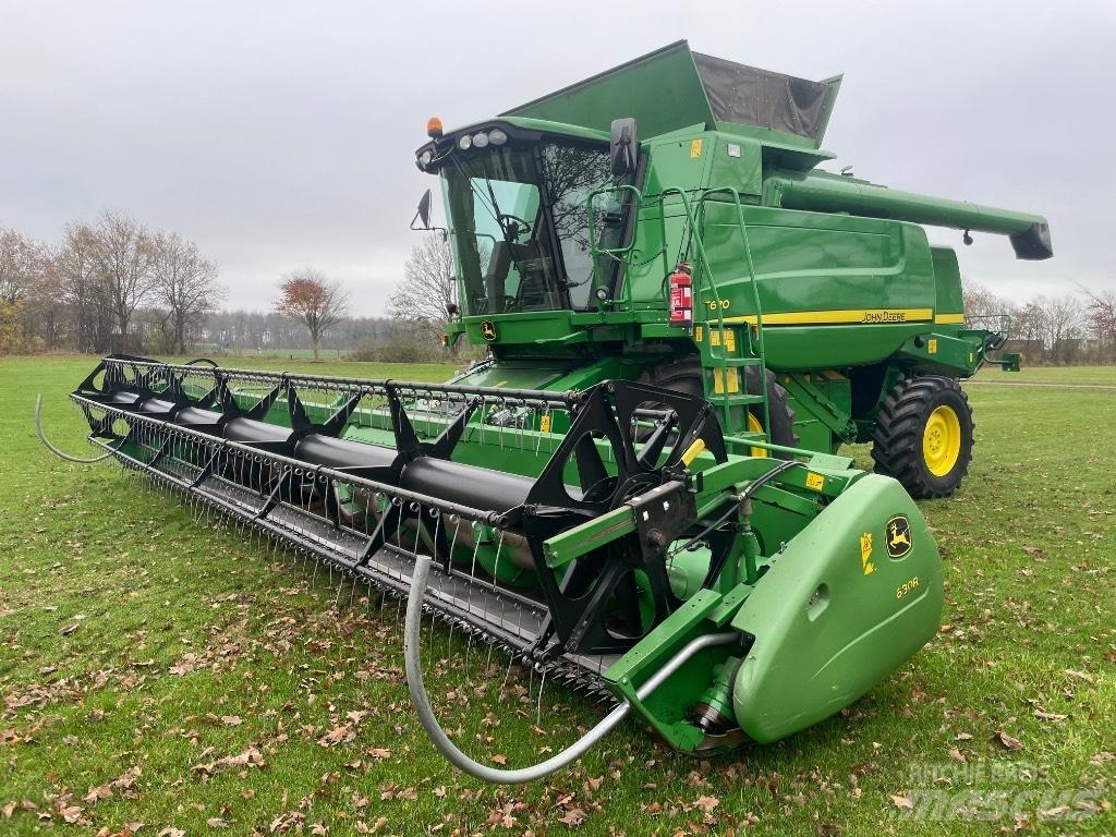 John Deere T670 Leikkuupuimurit