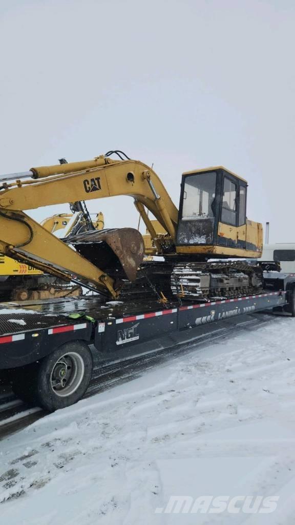 CAT E 120 B Telakaivukoneet