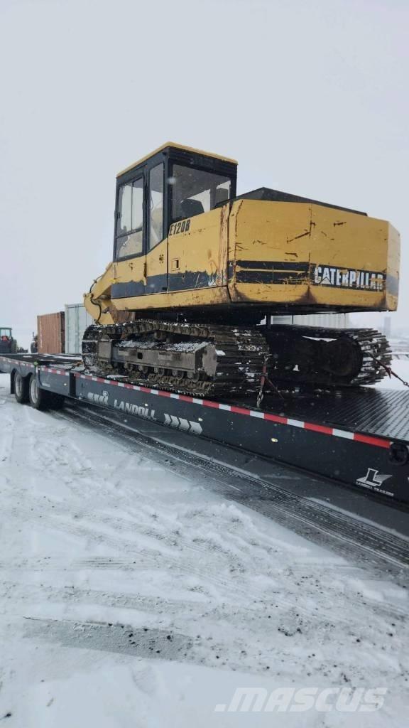CAT E 120 B Telakaivukoneet