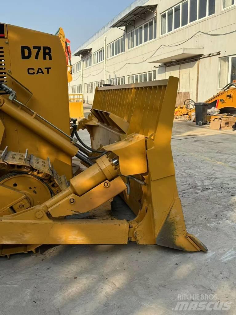 CAT D 7 R LGP Telaketjupuskutraktorit
