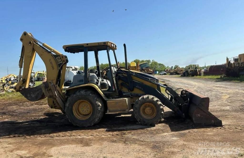 CAT 420 D Kaivurikuormaajat