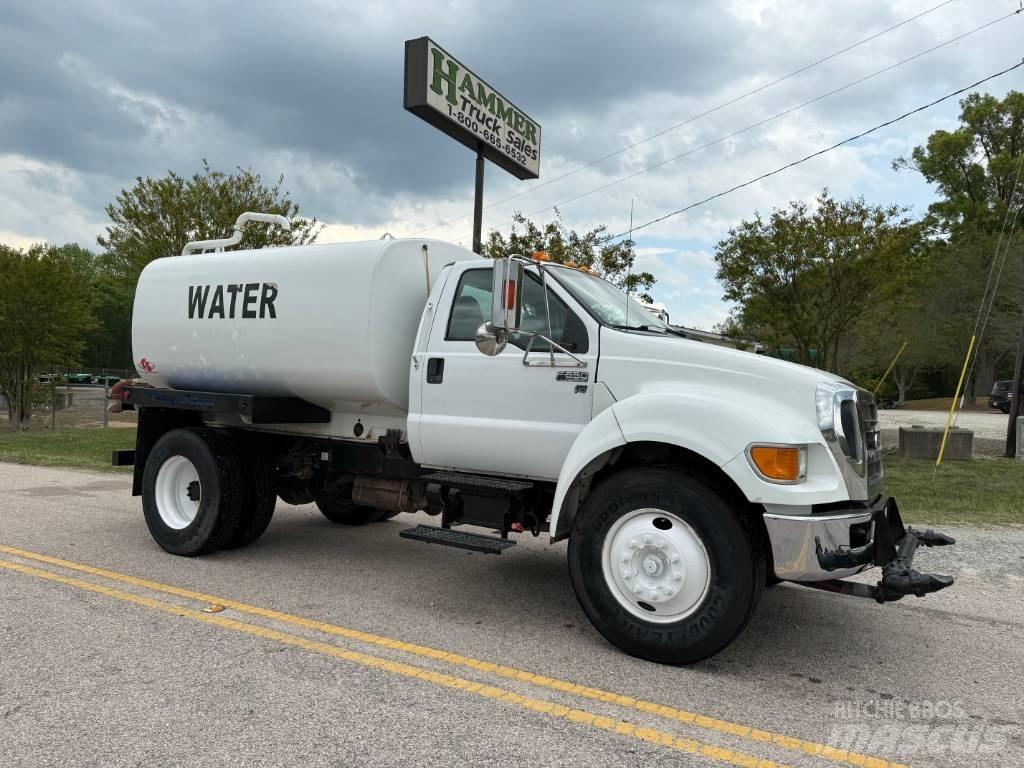 Ford F 650 Vesisäiliöautot