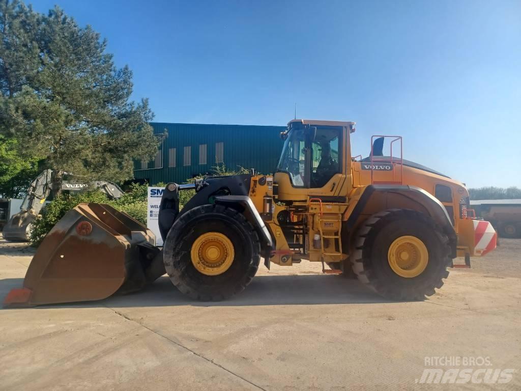 Volvo L 260 H Pyöräkuormaajat