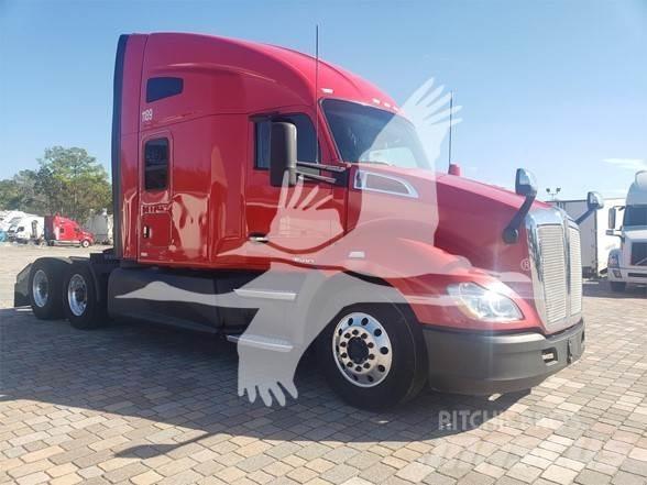 Kenworth T680 Vetopöytäautot