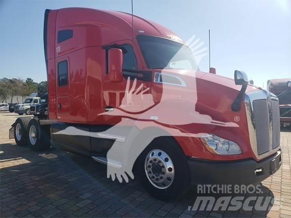 Kenworth T680 Vetopöytäautot