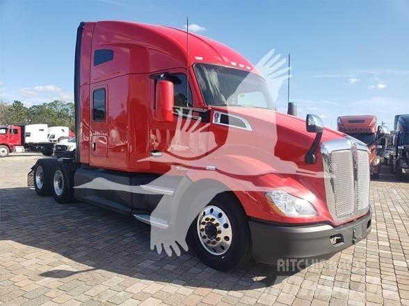 Kenworth T680 Vetopöytäautot