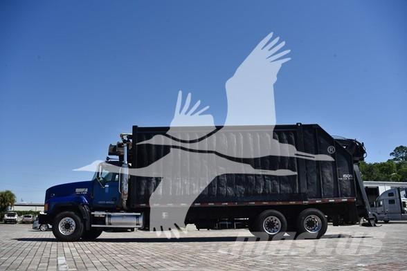 Mack CL733 Muut koneet