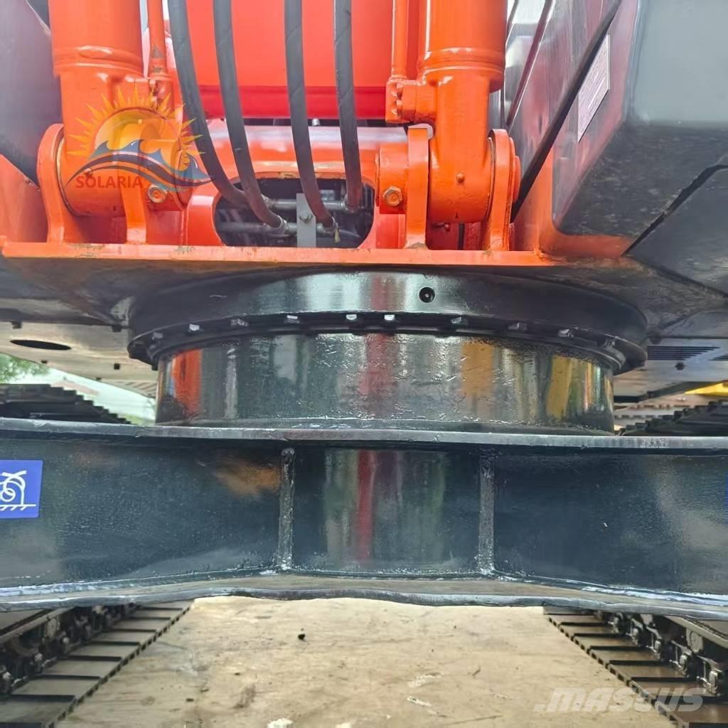 Hitachi ZX 120 Telakaivukoneet