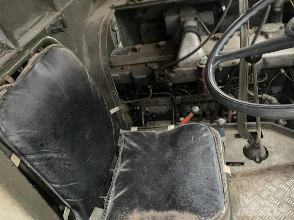 Saurer BERNA - 4CM/4UM Pressukapelli kuorma-autot