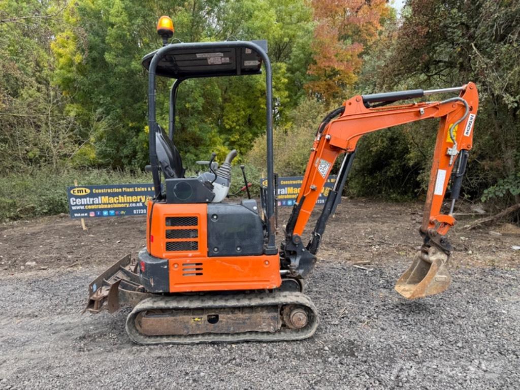 Hitachi ZX 19 U-6 Minikaivukoneet < 7t