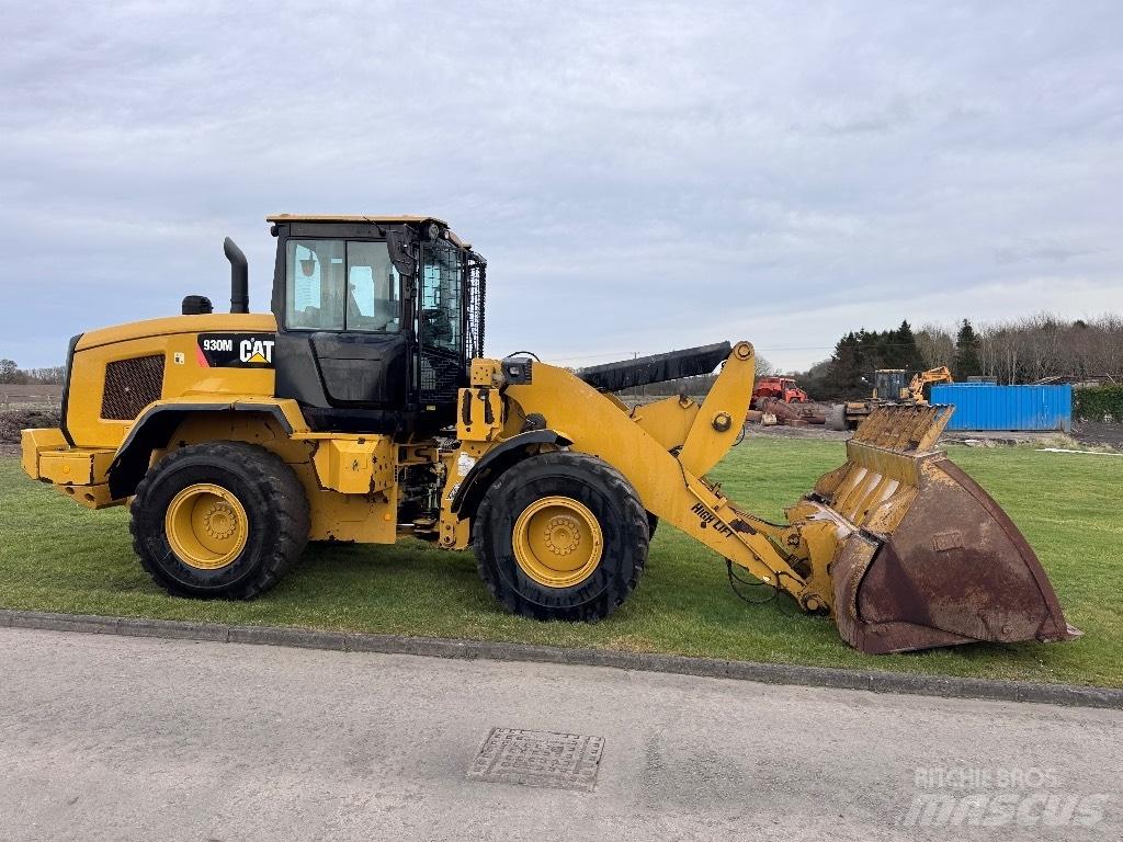 CAT 930 M Pyöräkuormaajat