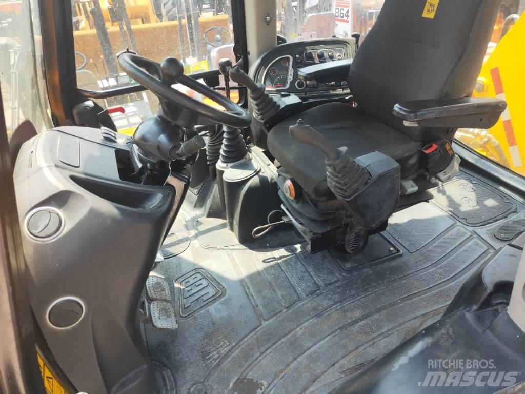 JCB 4CX Kaivurikuormaajat